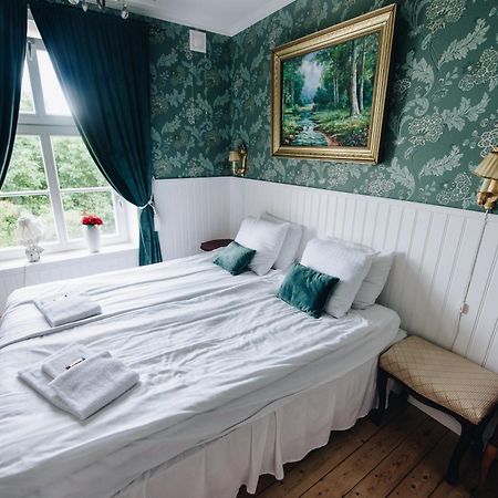 Mjaellbyhus Pensionat & Stugby Sölvesborg Buitenkant foto