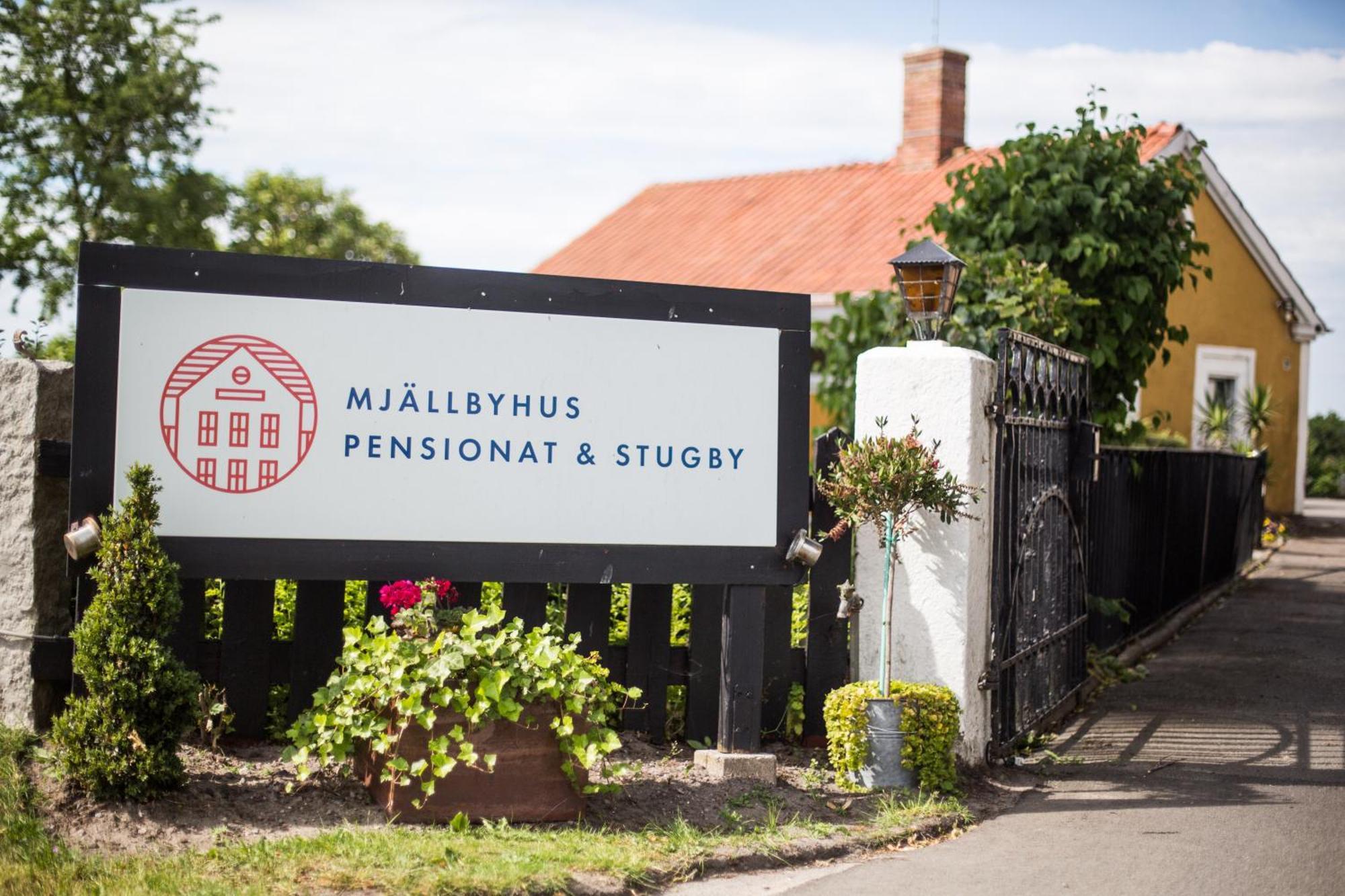 Mjaellbyhus Pensionat & Stugby Sölvesborg Buitenkant foto