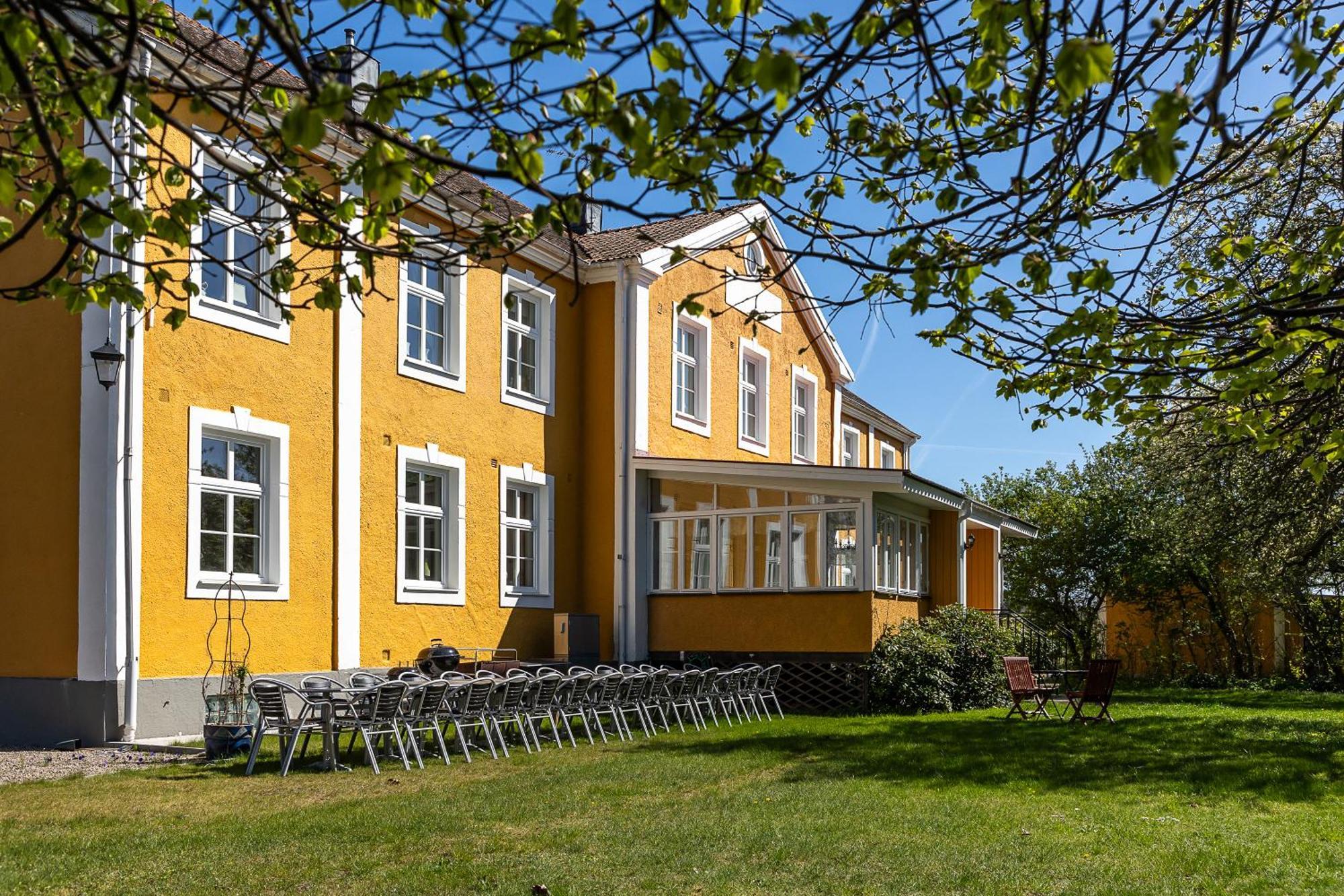 Mjaellbyhus Pensionat & Stugby Sölvesborg Buitenkant foto
